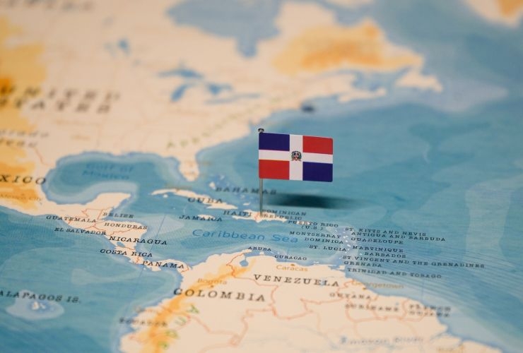 What to know when shipping to Dominican Republic iContainers
