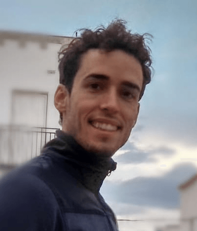 Daniel R..png Daniel R..png